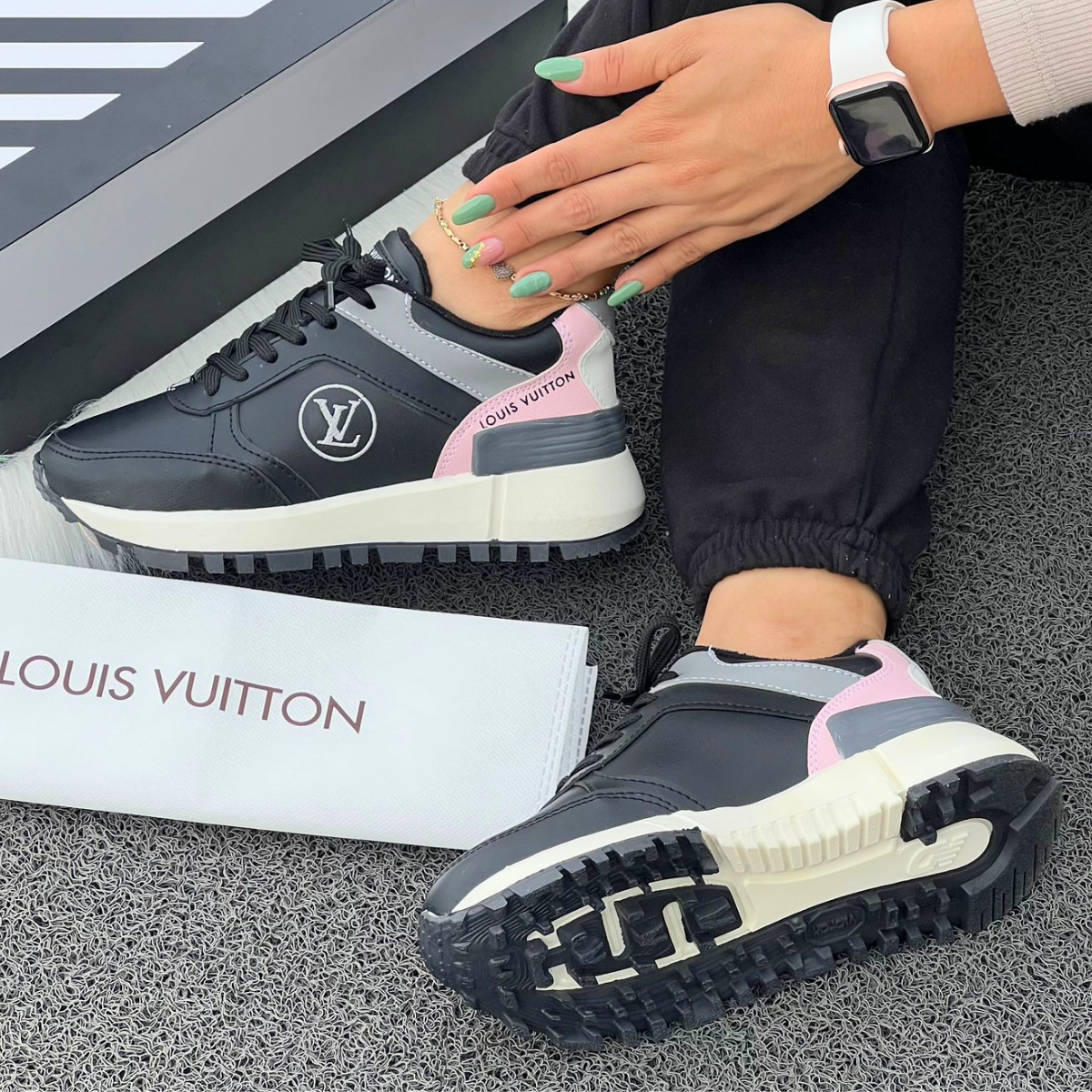 Tenis louis vuitton original para mujer color negro gris Comprar tienda onlineshoppingcenterg Colombia centro de compras en linea